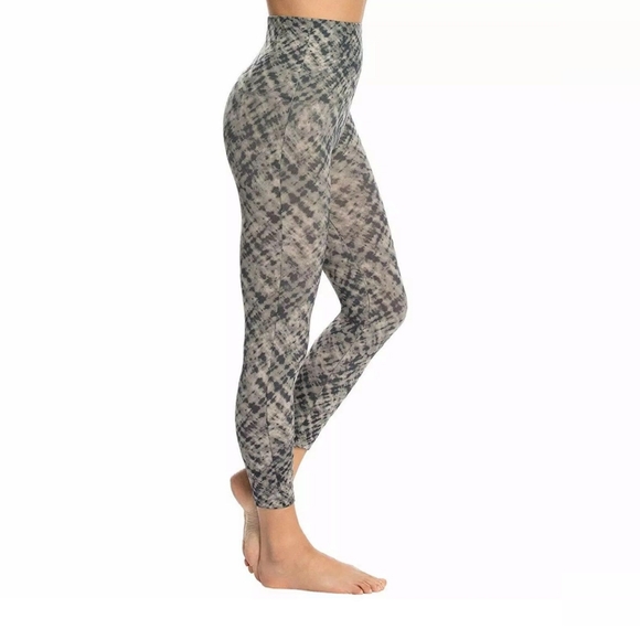 SPANX Pants - SPANX Seamless Cropped Watercolor Leggings Abstract Layering Black Gray XL 10 12